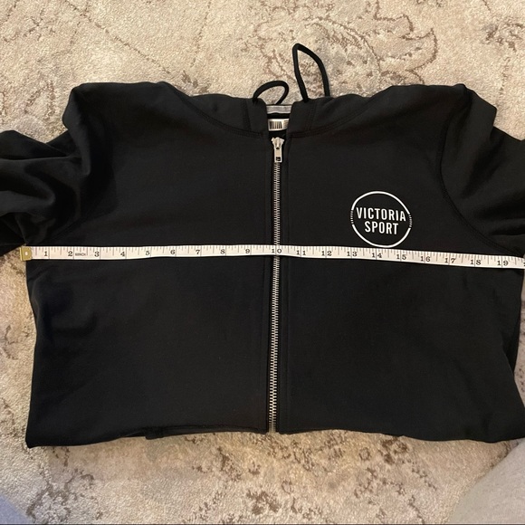 NWT Victoria’s Secret VSX Sport Black zip up Hoodie Size Small - Picture 3 of 7